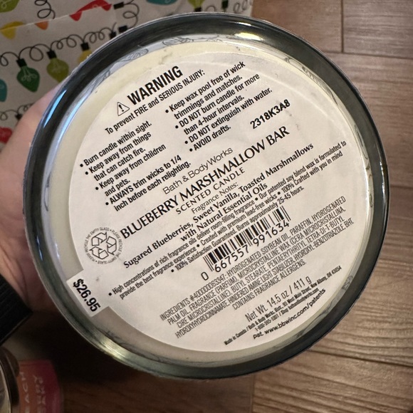NEW Bath & Body Works 3 wick candle in “Blueberry Marshmallow Bar” - Picture 4 of 4